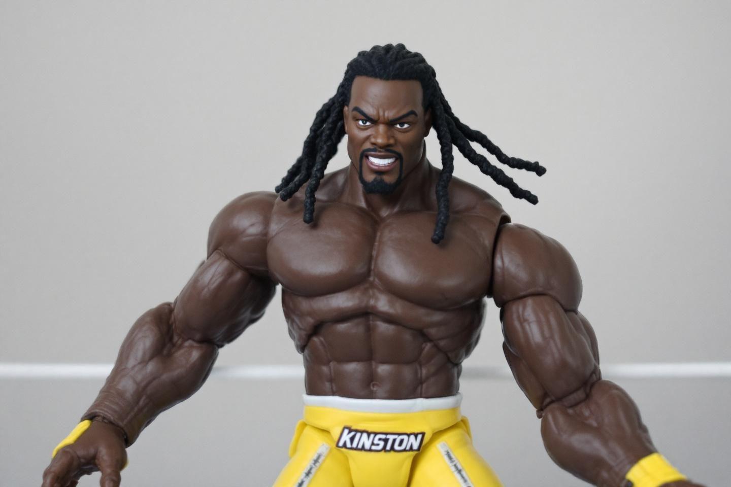 Figurine WWE Kofi Kingston : collection et titre de champion pas cher