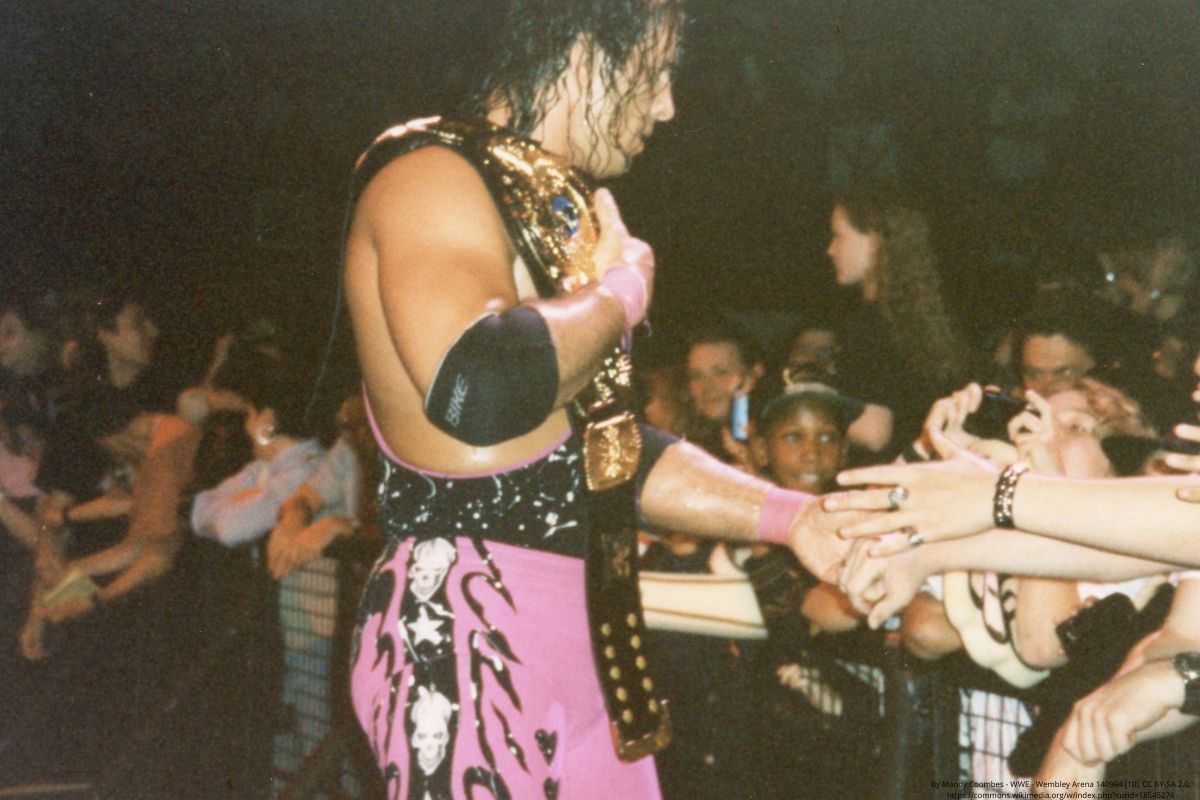 Interaction de Triple H et Bret Hart à WWE RAW : les coulisses de leur confrontation