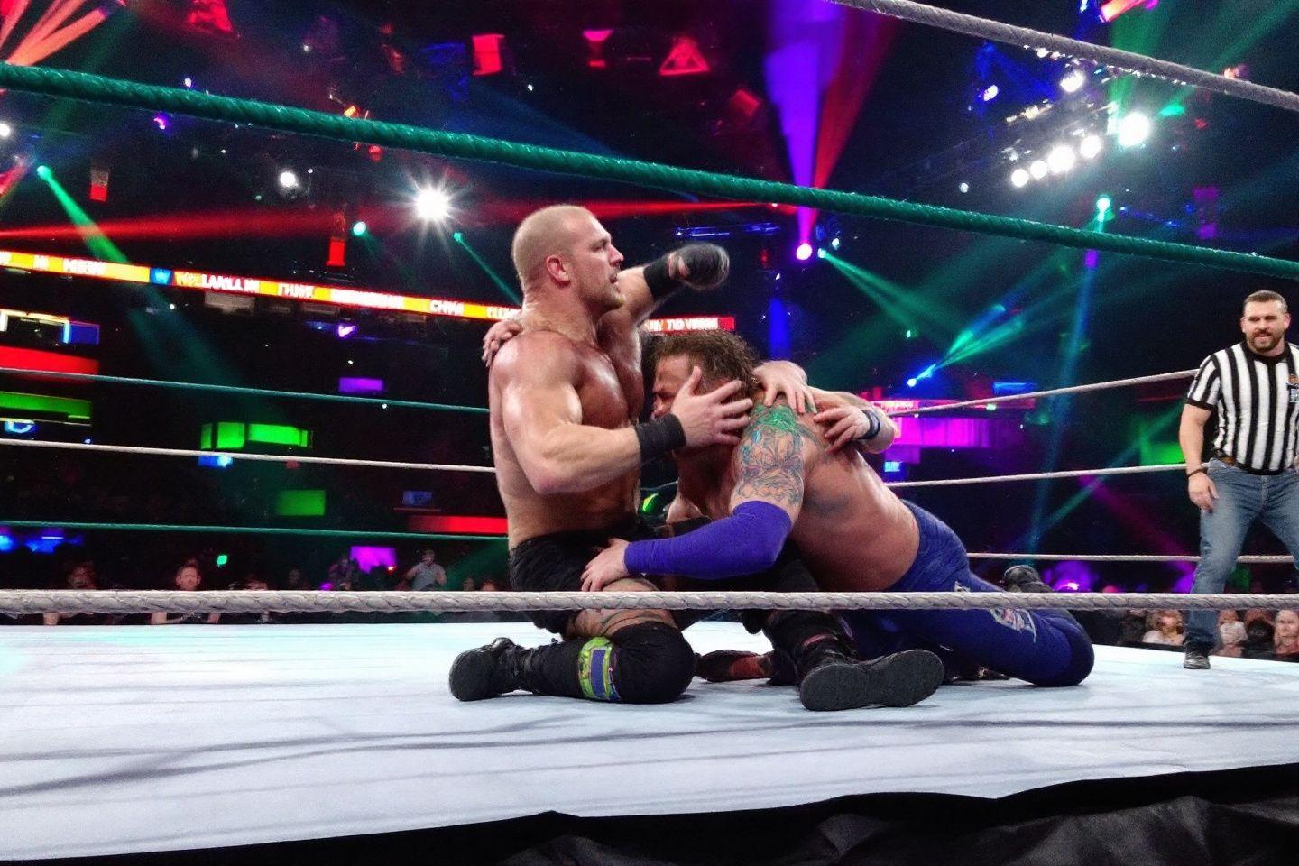 Où regarder WWE Saturday Night's Main Event : carte complète et diffusion