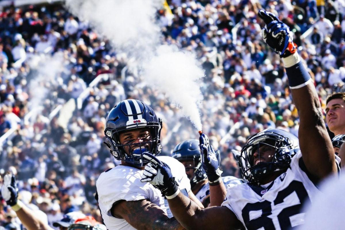 Penn State écrase Northwestern 51-0 en lutte B1G : domination des Nittany Lions
