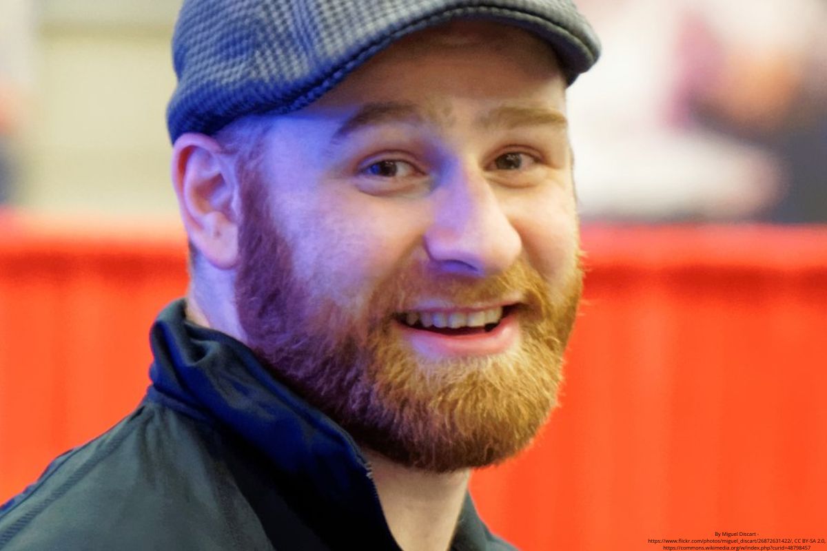 Sami Zayn affronte Kevin Owens dans un match non-sanctionné explosif : qui sortira vainqueur ?